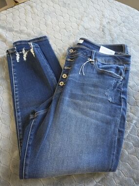 KanCan Women's High-Rise Button-Fly Blue Jeans 3XL